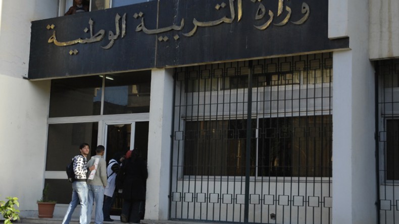 متقاعدون في قطاع التربية مهددون بالطرد من سكناتهم