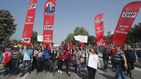 أربعة أحزاب تركية تتحالف لمواجهة أردوغان
