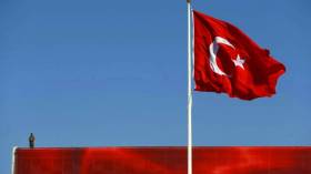 تكرار الخطأ مع الأتراك.. وأوهام التغريب!