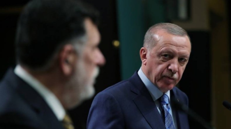 أردوغان يبدي انزعاجه من استقالة السراج