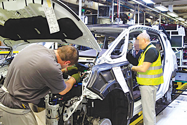 Youssef Yousfi: “Car Factories List Is Open, This Is The Problem Of Peugeot”