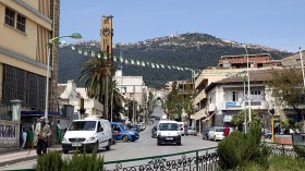 سكان أسي يوسف يعيدون لمنطقتهم وجهها الجمالي