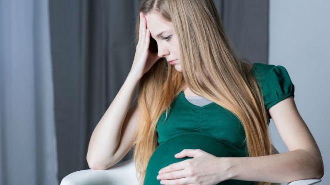 هل أسمي المولود كما أريد رغم اعتراض زوجي؟