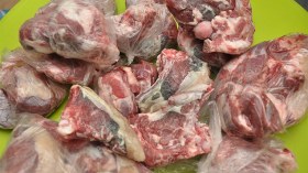 هذه هي الإحتياطات اللازمة لتجنب تعفن أضاحي العيد