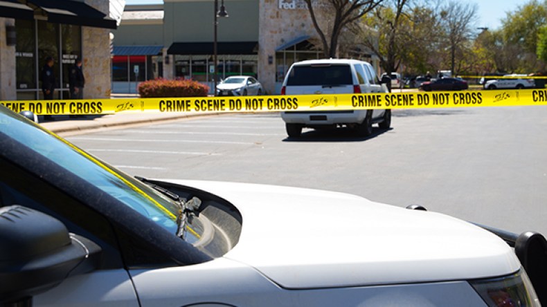 المشتبه به في تفجيرات تكساس يفجر نفسه