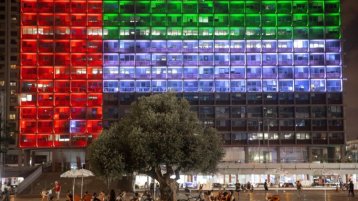 المُهرولون الجدد!