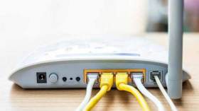 خدمات الهاتف الثابت والإنترنت بالقرى النائية بتمنراست