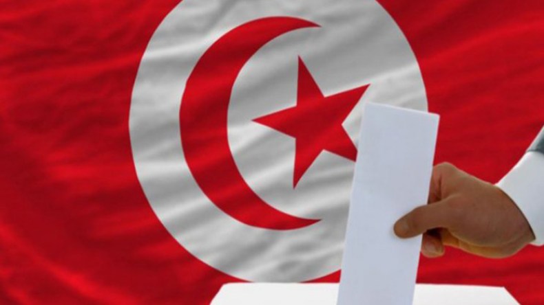 الفردوس الديمقراطي الكاذب لشعوبٍ تقاتل على الكفاف