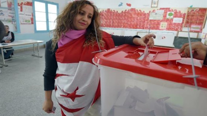 الخدمة العسكرية إلزامية للمرأة التونسية باسم المساواة!