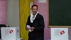 بدء الاقتراع في الانتخابات البلدية في تونس