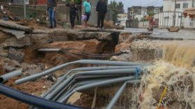 أمطار طوفانية تشل العاصمة التونسية