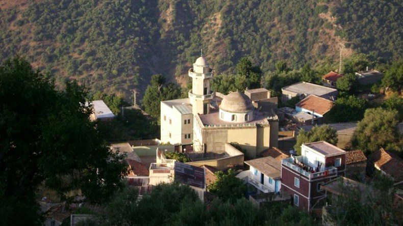 هجرة جماعية لسكان قرية تيغيلت مخلوف ببجاية