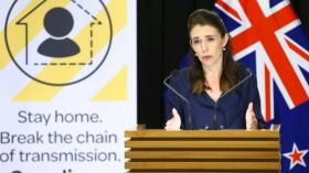 رئيسة وزراء نيوزيلندا تصف مخالفي حظر التجول بـ”الحمقى”
