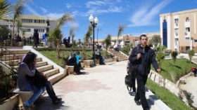 “الطلابي الحر” يشل الدراسة بإضراب شامل بجامعة البويرة