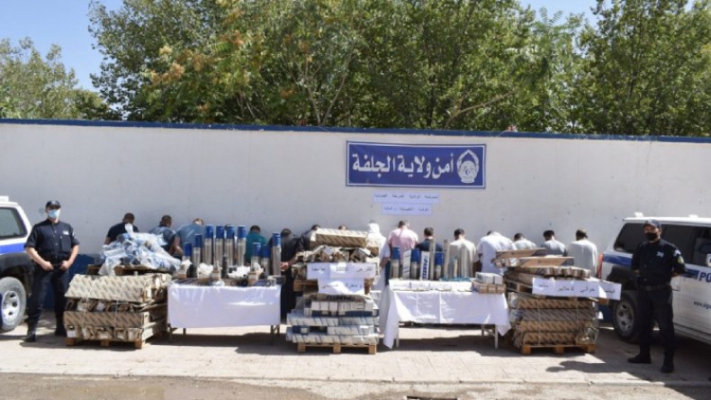 الإطاحة بعصابة للسرقة وتبييض الأموال بالجلفة