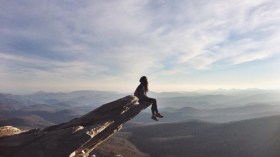 أرى صديقاتي أجمل مني!