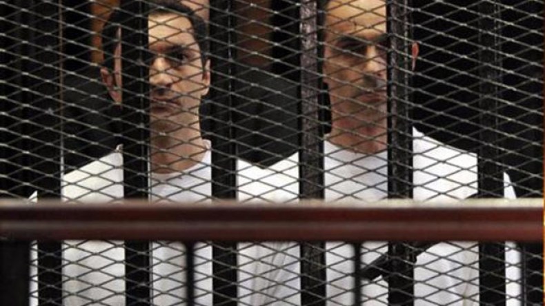 إخلاء سبيل علاء وجمال مبارك بكفالة مالية