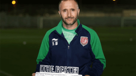 المغاربة يشيدون ببلماضي ويطالبون بتعيين مدرب محلي على خطى “الخضر”