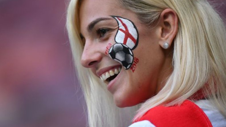 “جميلات المونديال” يتسببن بأزمة في روسيا..