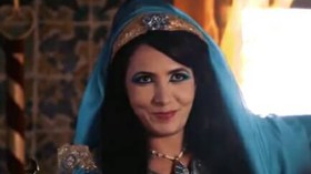 بدأت مشواري مع الكبار ولن أتنازل عن مبادئي أو أركب الموجة