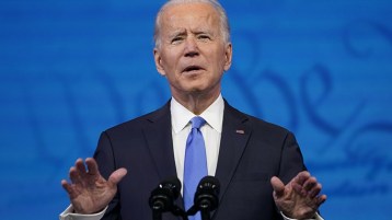 بايدن يفتح أبواب مأرب