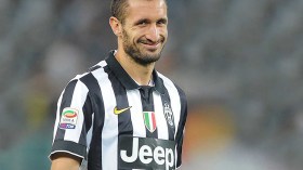 كيلليني يعترف بتشجيعه لنادي ميلان