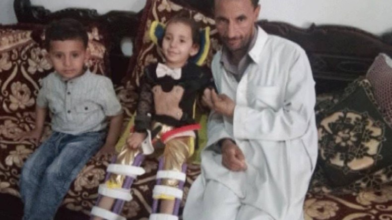 الطفلة دعاء من جيجل تغادر الى تركيا للعلاج.. والعلامة الكاملة لسكان بجاية