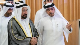 حاكم الشارقة يدعم معرض الكتاب الإماراتي بنصف مليون درهم