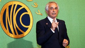 خليلوزيتش يُطارد “الساموراي”.. وراءك والزمن طويل!