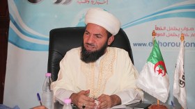 لا تقذفوا الأئمة بالفضائح.. لحمهم مرّ!