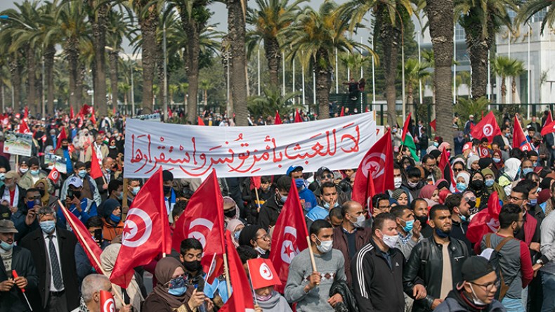 تونس: حزب النهضة يحشد أنصاره في الشوارع
