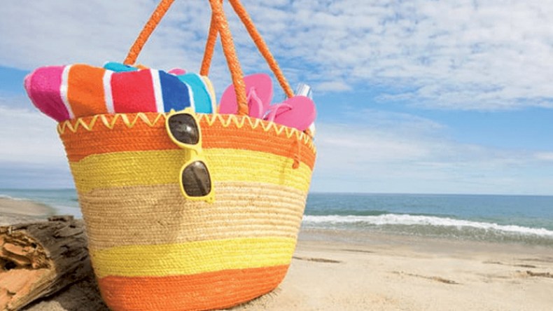 ما هي شروط اختيار حقيبة البحر لصيف 2019؟