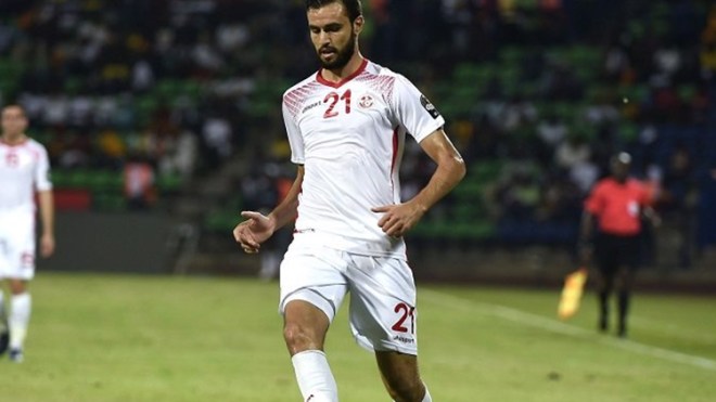 صور لاعب تونسي يتقيّأ “على المباشر”
