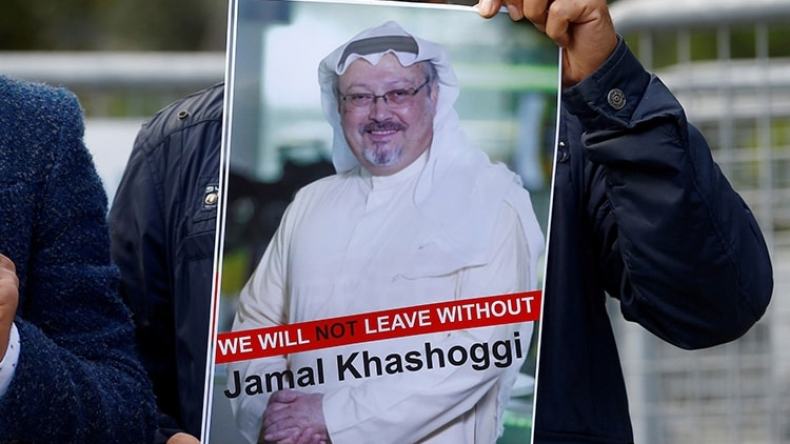 “أنا أختنق أبعدوا هذا الكيس من رأسي”