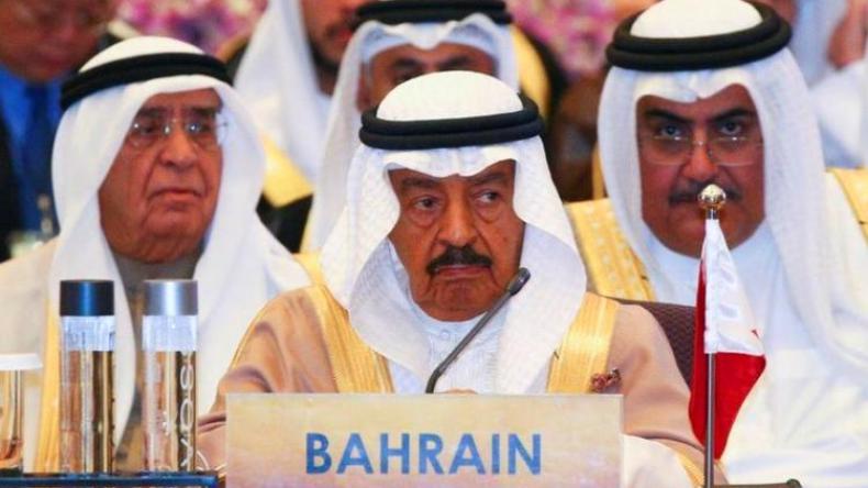 رئيس وزراء البحرين يتصل بأمير قطر