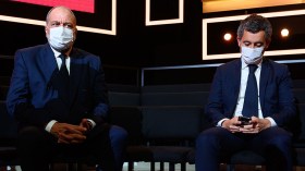 قانون فرنسي يمنع المسلمين من تعليم أطفالهم في المنازل