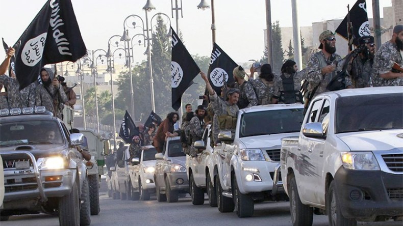 تجنيد جزائريين في تنظيم “أحرار الشام” لإلقاء الخطب ونقل الإعانات!