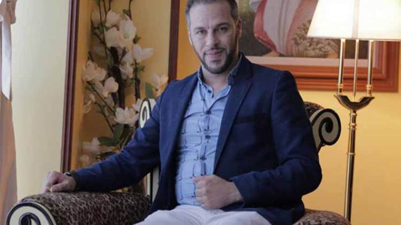 المنشد دحمان حسان ينتهي من تسجيل أغنية “أمي”