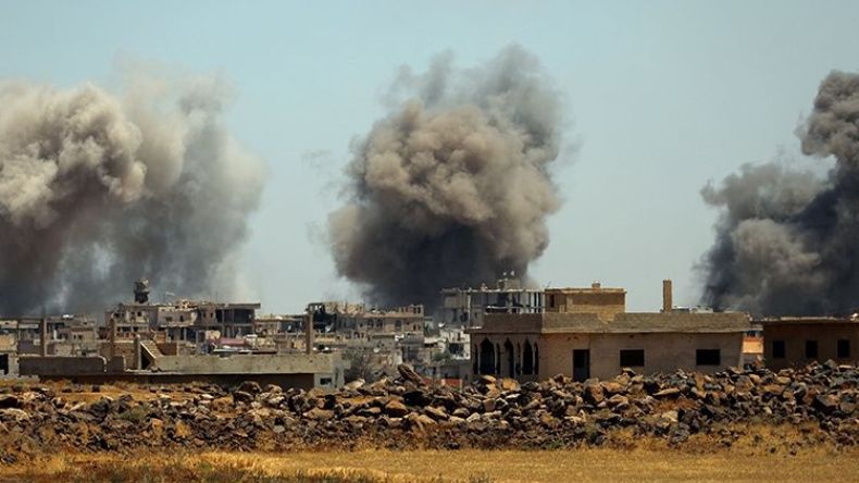 مقتل 46 إثر ضربات جوية في درعا