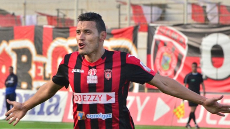 “درفلو” يُحرز لقب هدّاف البطولة الوطنية