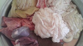 عرائس يستنجدن بـ”الفايسبوك” و”اليوتيوب” لغسل “الدوارة” و”تشويط بوزلوف”