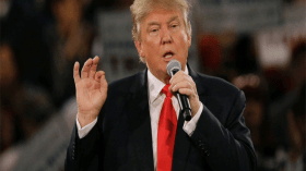 ترامب طلب تشييد “جدار هائل” في شمال إفريقيا