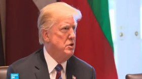 ترامب يهدد المكسيك