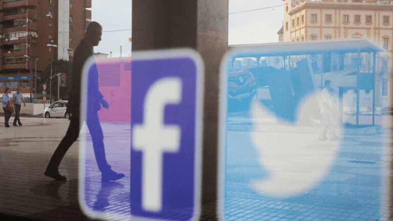 تويتر وفيسبوك يضعان تحذيرا على منشور لترامب