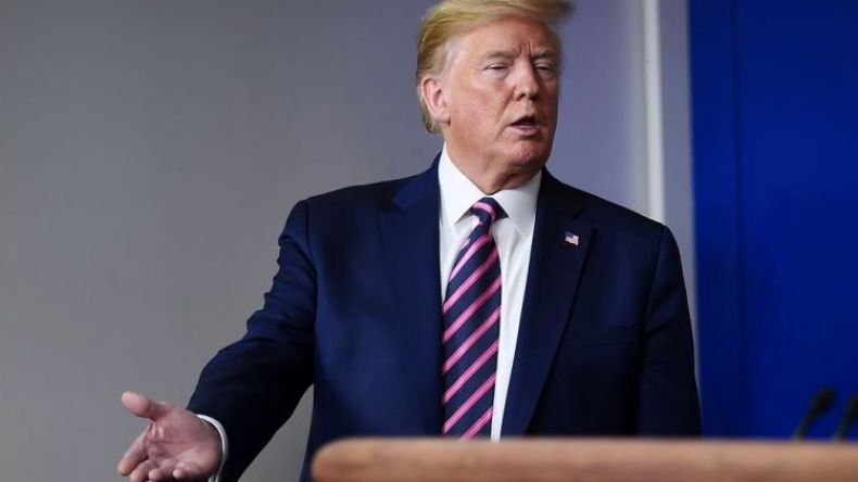 البيت الأبيض يعيد المؤتمر الصحفي اليومي بعد أن ألغاه