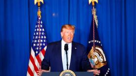 ترامب يهدد بضرب 52 موقعاً إيرانياً