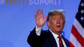 ترمب يعد الفلسطينين بجنة