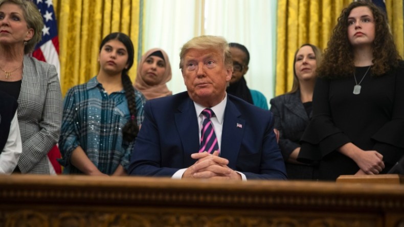 كن حذراً في كلماتك