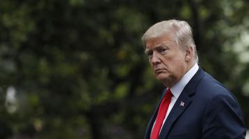 ادفع وتفرّج على ترامب!