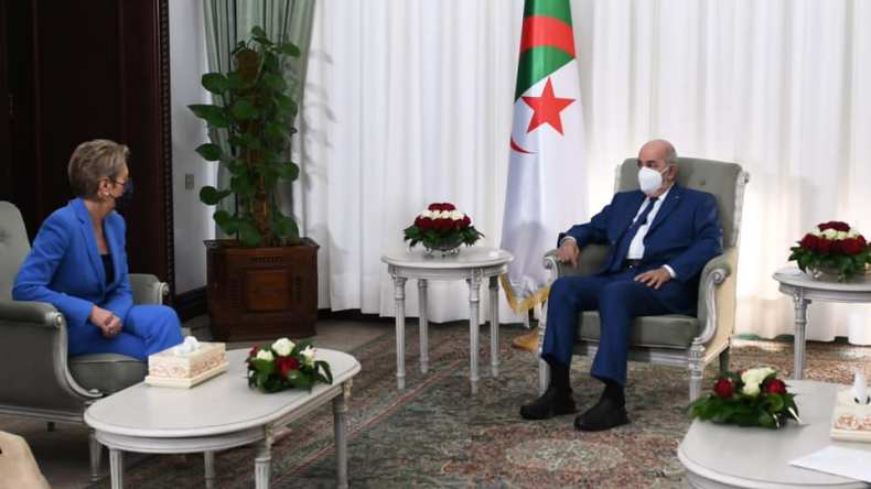 الرئيس تبون يستقبل وزيرة العدل والشرطة السويسرية